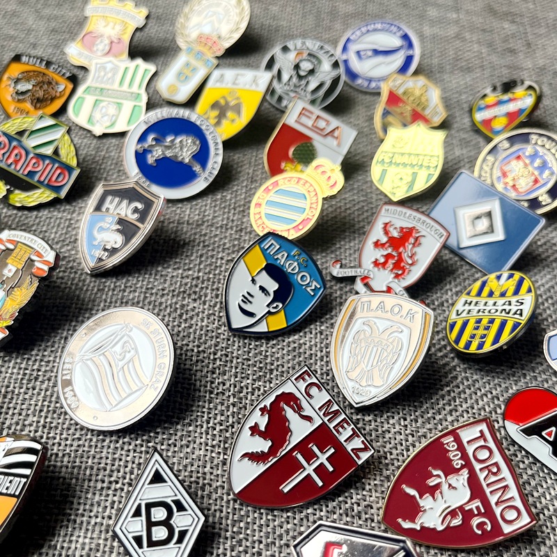 Football Club Niche Badge Brooch Bag Decoration Pin