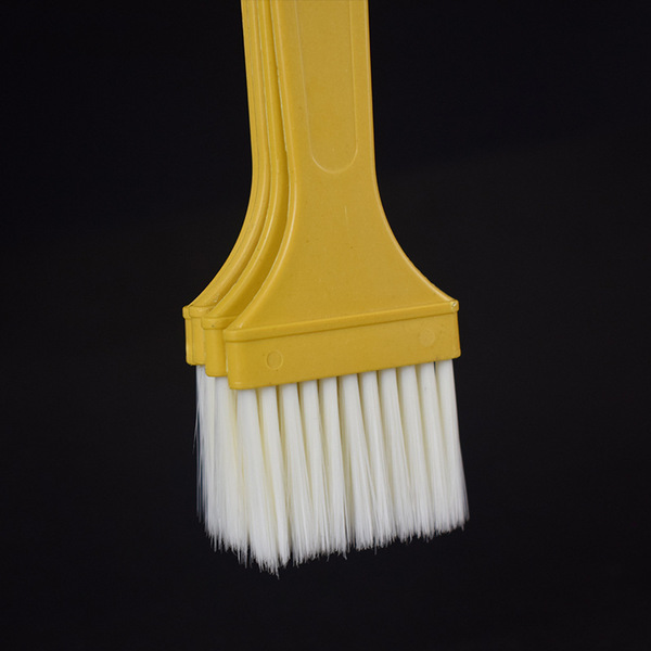 Plastic brush