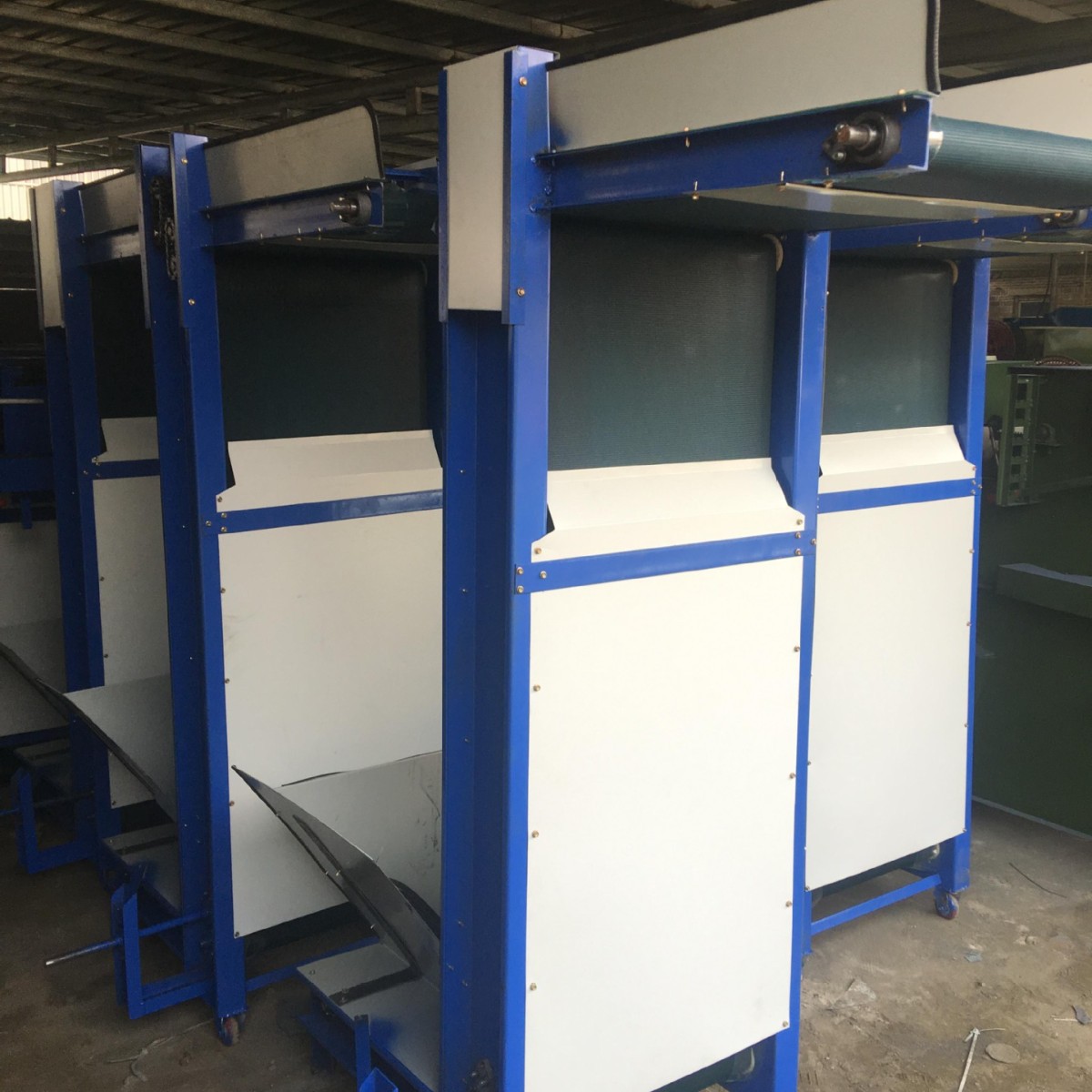 铁东喂毛机厂 直角帘批发加工定 制 喂毛机 上料机配件厂家供应