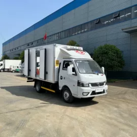 保温车;其他专用汽车;垃圾车