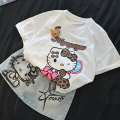 女の子の夏のセット2025新しい女の子の漫画のプリントtシャツのかわいいプリントのデニムのスカートの2つのセット