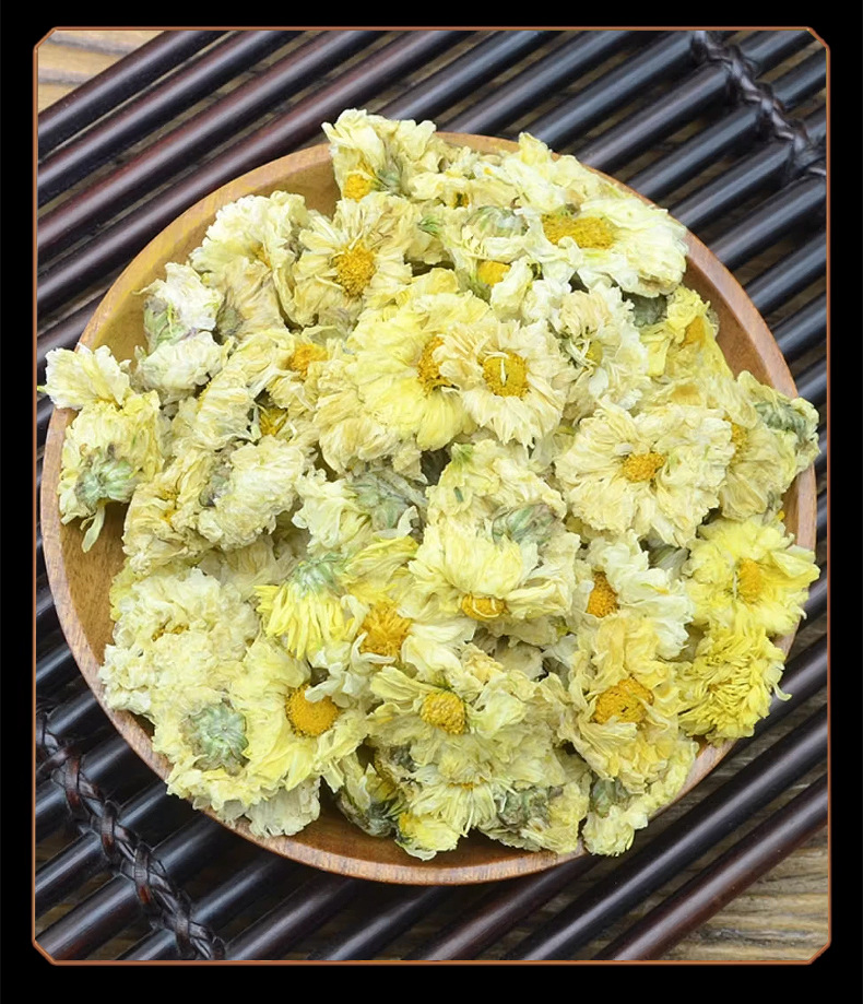 Hang Bai Ju Dried Chrysanthemum Buds Loose Herbal Tea 50g Tongxiang Hangzhou in use