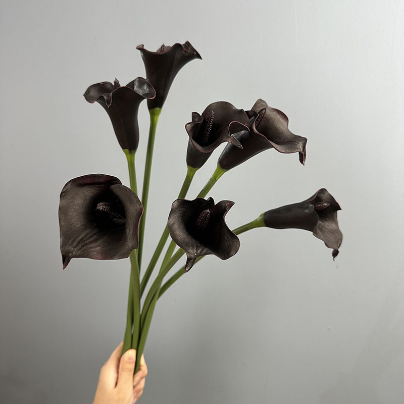 PU calla lily artificial flower home decoration wedding supplies high quality feel calla lily design floral flower arrangement PU calla lily artificial flower home decoration wedding supplies high quality feel calla lily design floral flower arrangement