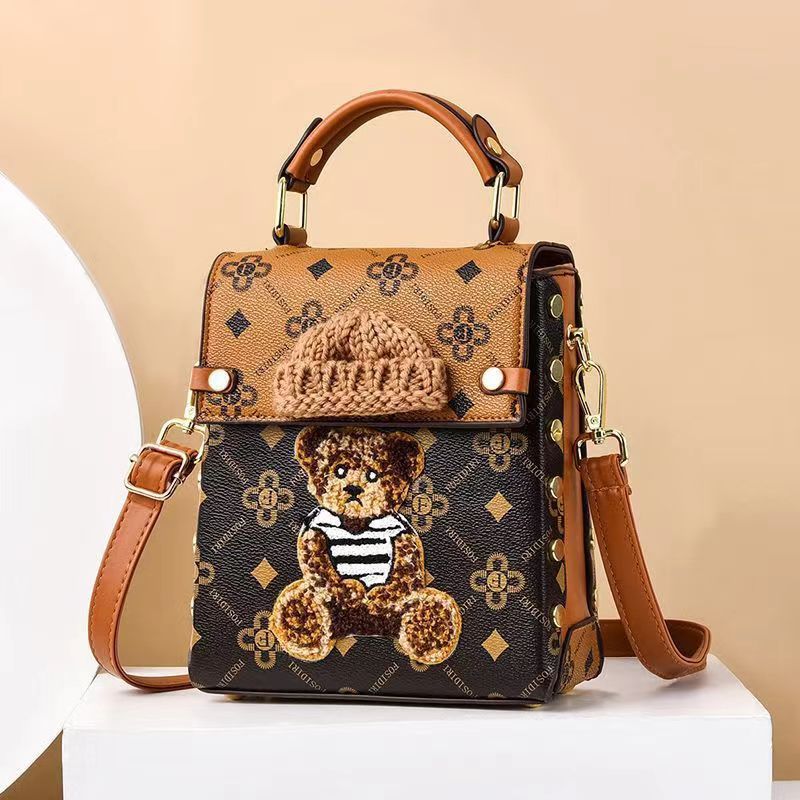 【潮流女包】小熊手機包女時尚百搭大容量單肩斜挎包手提小方包