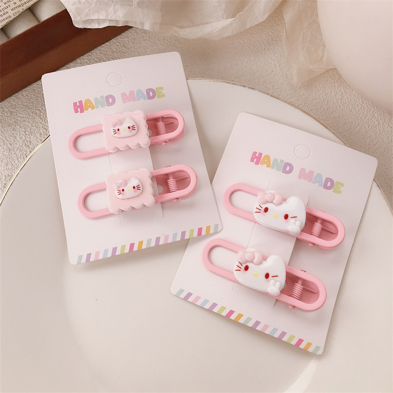 Cute gatito correa de correa