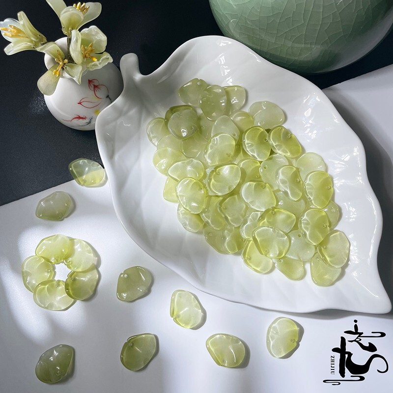 Nine olive green gradient series glass petals diy handmade hairpin antique Chinese clothing accessories Nine olive green gradient series glass petals diy handmade hairpin antique Chinese clothing accessories