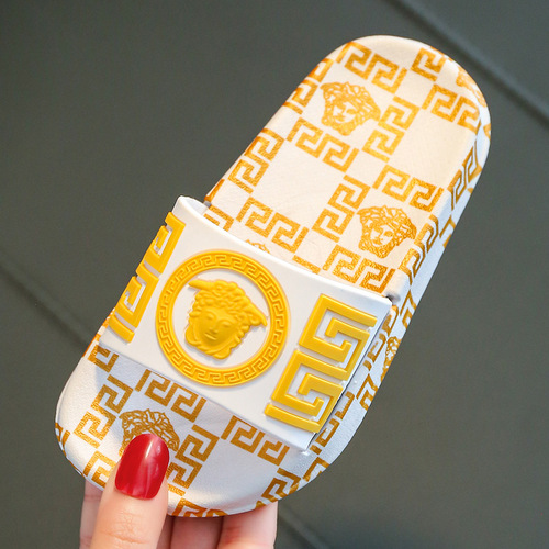 Children's slippers, men's summer fashion outer wear, parent-child Internet celebrity casual sandals, children's boys and girls' beach slippers