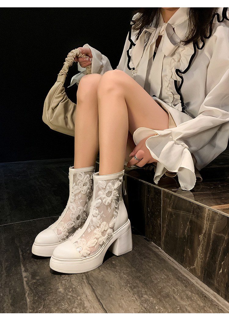 Boot nữ cổ thấp họa tiết ren hoa, gót cao 9 cm, mũi nhọn lưới thoáng khí — màu đen, màu trắng ngà chi tiết 8