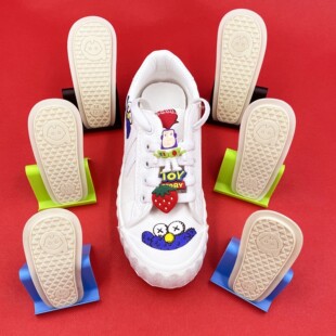 New Pvc Soft Rubber Kidsren's Soles, Summer Casual, Comfortable and Soft Slippers Soles, Fashionable Cloth Soles in Stock Wholesale
