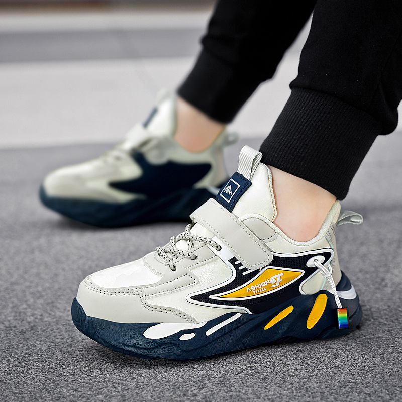 1879 zapatos para niños modelos de otoño e invierno zapatos deportivos de cuero para niños grandes zapatos para correr para niños transpirables de malla de primavera para niños