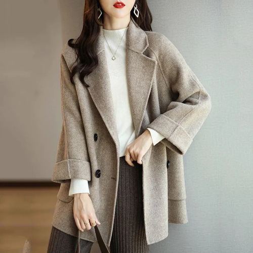 2025 autumn and winter new fashion herringbone loose and slim and stylish small versatile woolen mid-length jacket for women