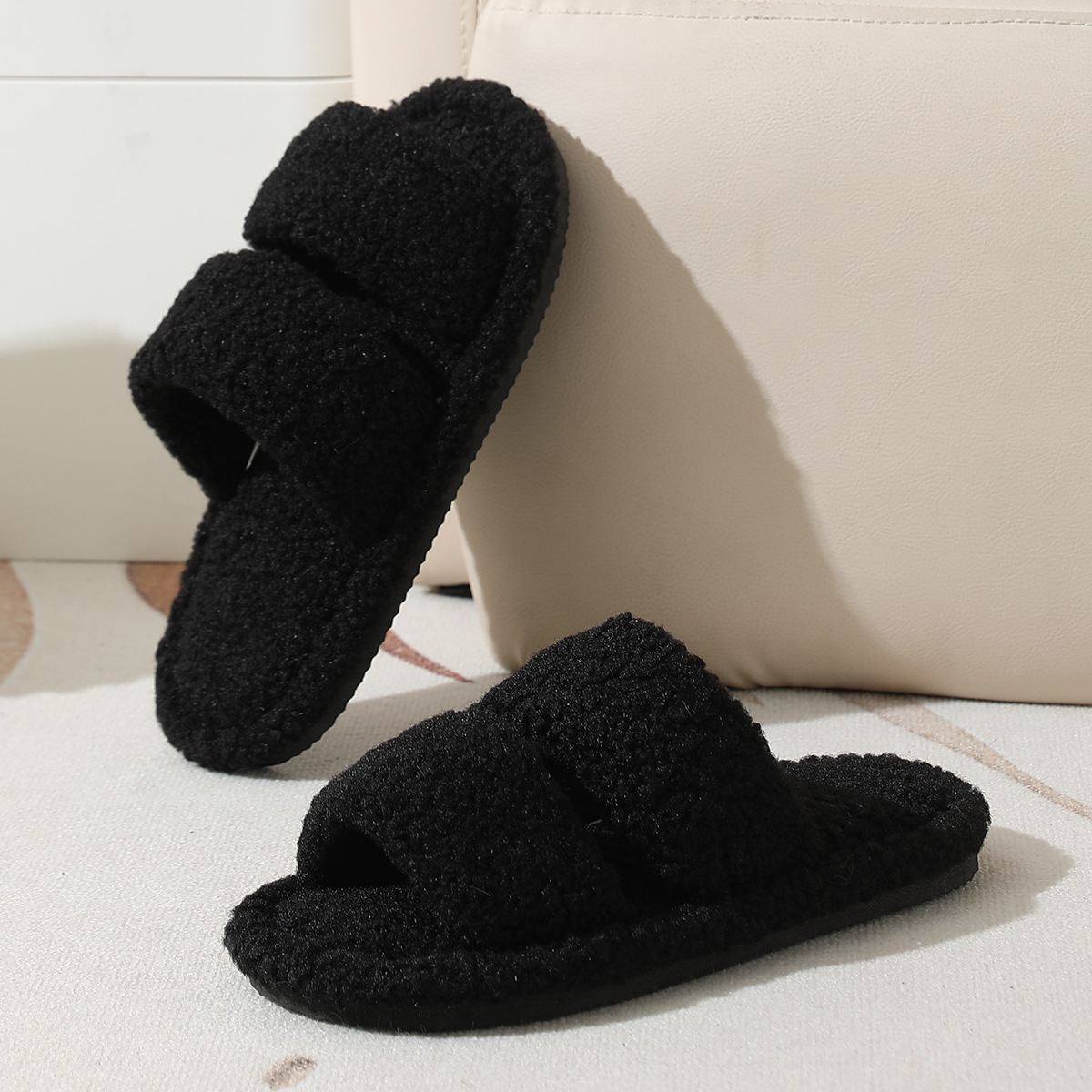 2026 otoño nuevas zapatillas zapatillas de lana plana de peluche de fondo suave zapatillas de algodón zapatillas cálidas para el hogar