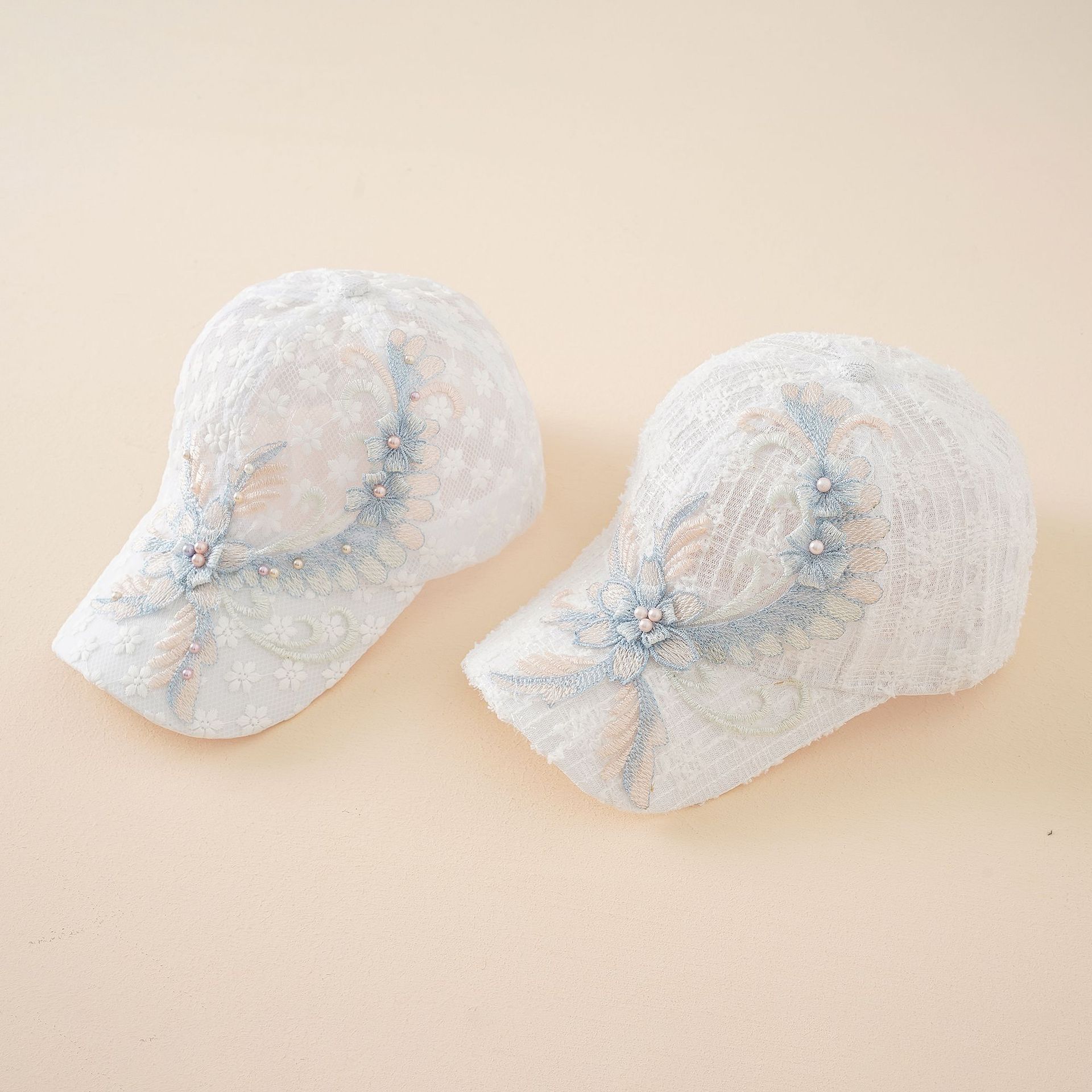 Verano nuevo encaje enarboló la gorra de béisbol transpirable de malla de flores bordadas de las mujeres moda coreana gorra de béisbol a prueba de sol