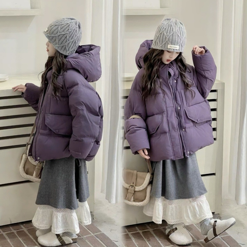 New winter cotton-padded coat for women, relaxed style, casual puffer jacket, solid color, versatile, fashionable and simple outerwear.