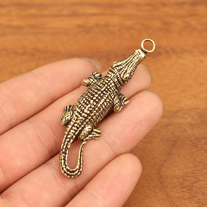 New pure copper solid crocodile keychain pendant brass study desktop tea pet decoration decorative crafts gift