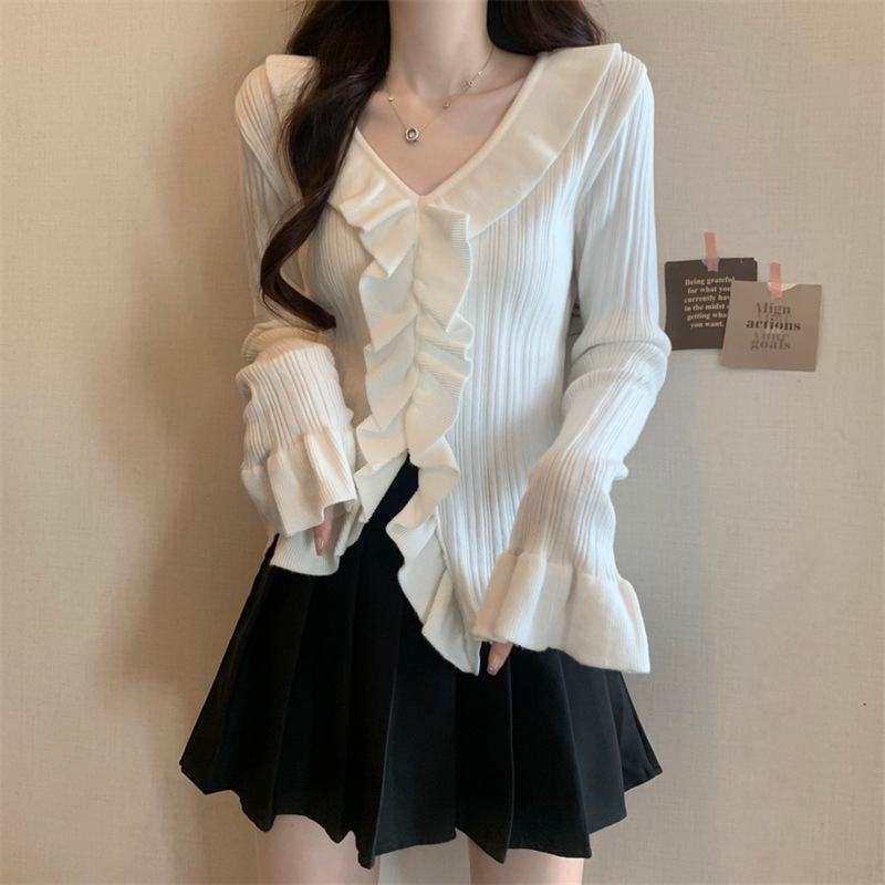 Autumn and Winter New Style Personalized Sweet and Spicy V Neck Cardigan Ruffled Design Knitted Top Women's Woolen Sweater Factory