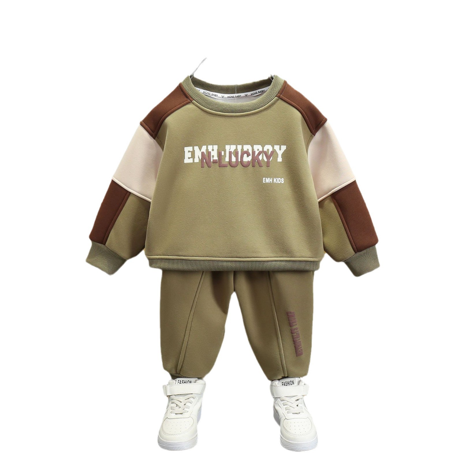 6519 Traje para niños Otoño e invierno 2025 Nuevo estilo para niños más suéter grueso de terciopelo Ropa deportiva de invierno de dos piezas