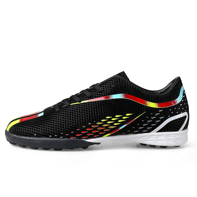 En stock zapatos de fútbol uñas largas para hombres y mujeres de bajo-top antideslizante más tamaño zapatillas deportivas transpirables zapatos de entrenamiento para adultos de moda que absorben los golpes