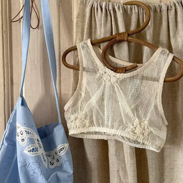 橙乐2024春季 韩版女童叠穿背心吊带 女童蕾丝时髦镂空小背心