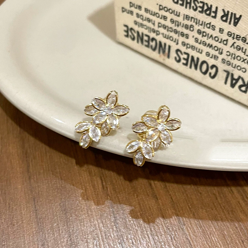 Серьги, серебряные иглы, стиль Шанель, серебро 925 пробы, легкий роскошный стиль, высококачественный стиль