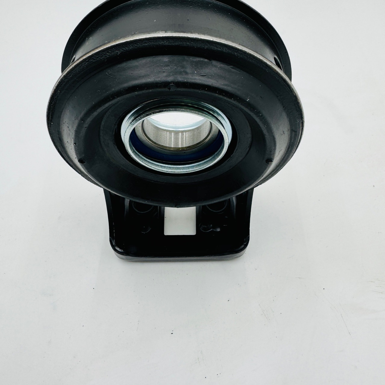 Bearing rubber sleeve bracket hanging glue bridge bearing South Korea Shuanglong Aiteng enjoy Yu 3320009000 drive shaft hanger