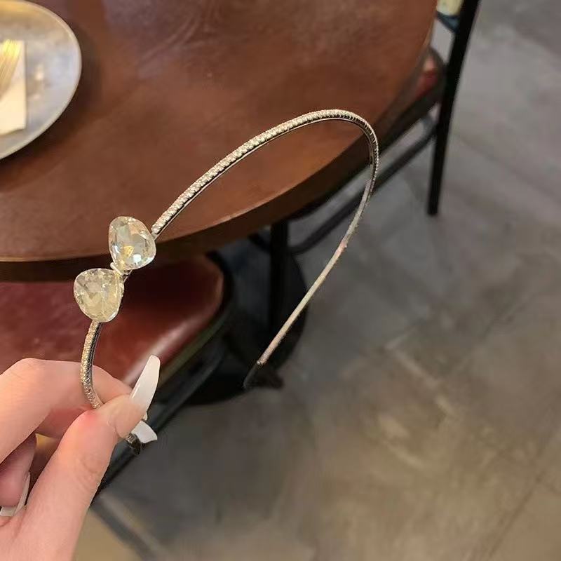 Nueva diadema de arco de diamantes de imitación de circón negro transparente de Corea del Sur, diadema de niña de viento dulce y fresco, accesorios para el cabello de alta gama