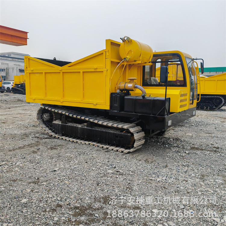 大型履带爬山虎工程车 10吨山地混凝土运输车 碎石地面链轨履带车