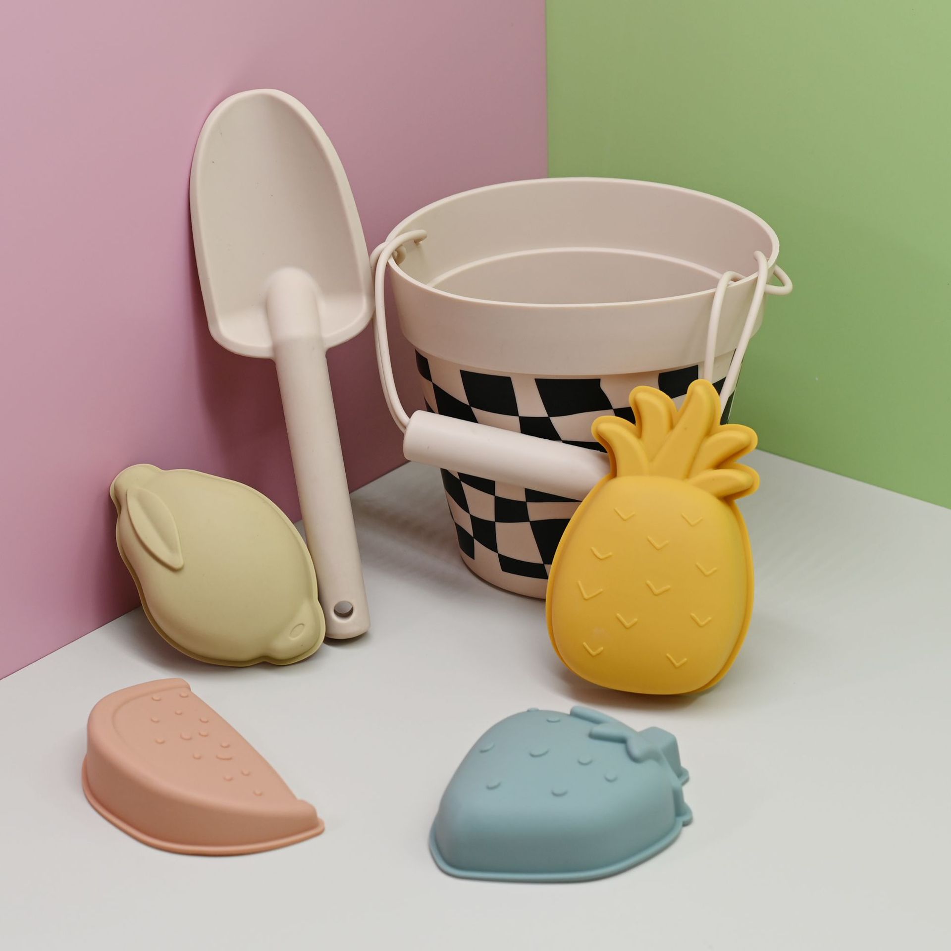 Juguetes de playa para niños playa cuadrícula set de barril de playa juegos de agua juegos de arena herramientas de excavación de arena en la playa