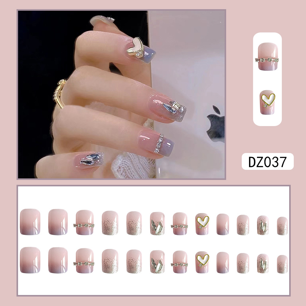 24 piezas de diamante azul hielo gradiente usar uñas amorosas de diamante trapezoidal corto manicure transparente de manicure falsas blanqueadoras