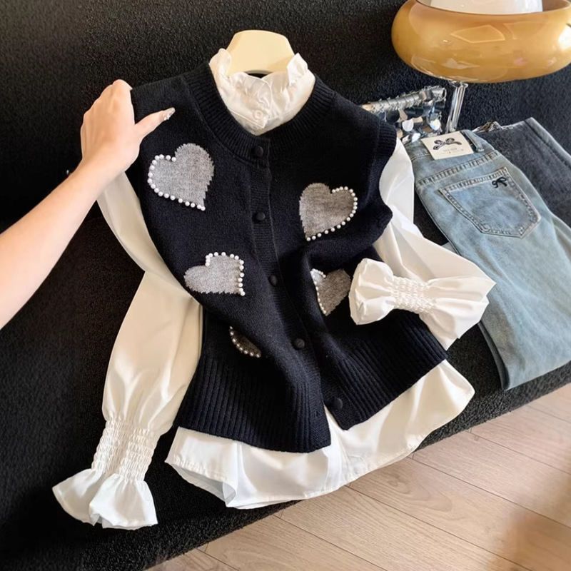 High-End Beaded Heart Knitted Vest for Women, New Style Lace Collar Long-Sleeved White Shirt Two-Piece Set Trendy A10195