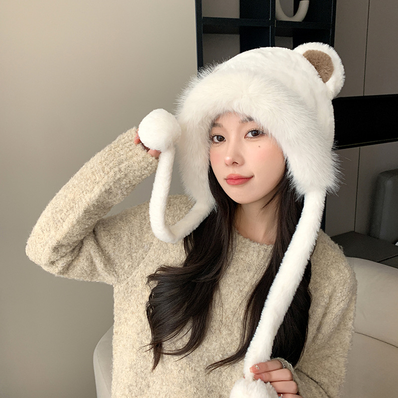 Women's Cute Solid Color Ear Warap Trapper Hat display picture 3