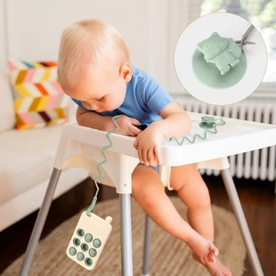 Силиконовая игрушка-лиса для кусания с присоской и шнурком