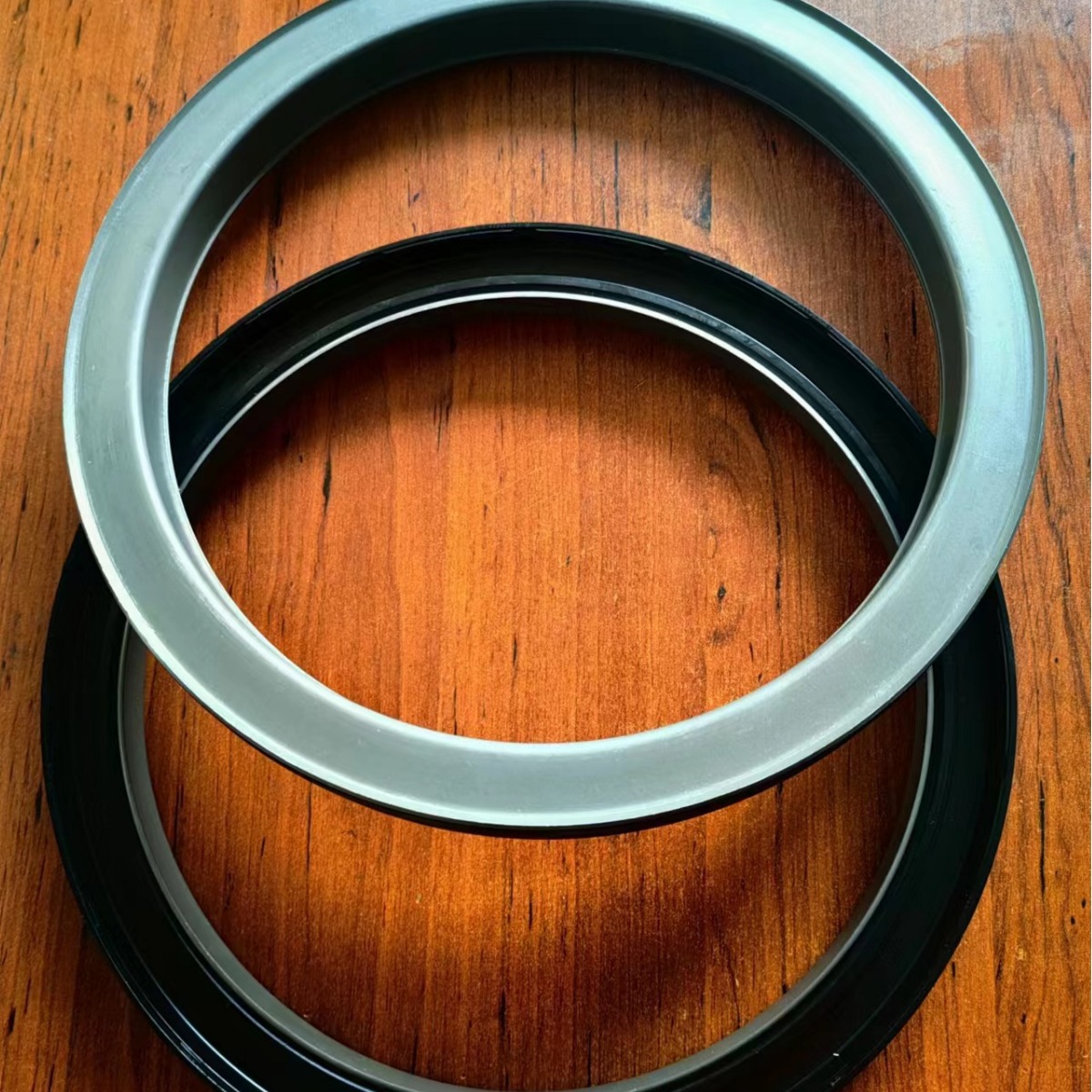 ���ֺ�ʽ�ͷ���񳧼�������Ӧ235*280*15/22.5�ܷ�Ȧ