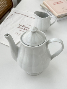 ∈French Retro Export Vintage High-Temperature Cold White Ceramic Embossed Bud Afternoon Tea Pot Milk Jug Milk