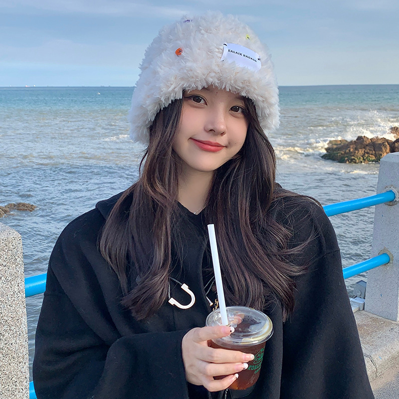 [흰사슴 같은 스타일의 단추모자] 흰색 (고품질)