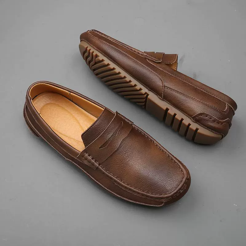 2024 новые модные мягкие кожаные бобовые ботинки мужские корейские тренды повседневные большие размеры обуви для вождения европейских и американских нескользких ботинок