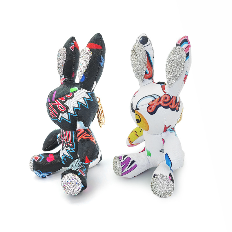 EYE THEME2024 nueva muñeca de conejo muñeca decoración pequeño colgante C1011