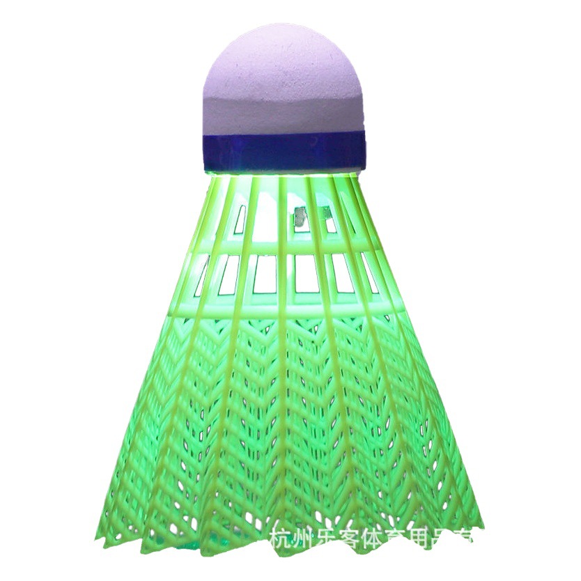 Los fabricantes luminosos del bádminton de Leke ahora suministran Bola de nylon plástica durable fluorescente luminosa a granel de la noche del LED con la luz