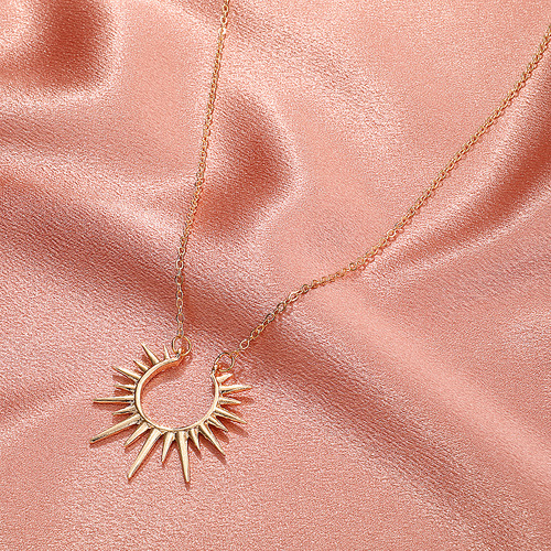 Eurasian Amazon New Product Sunflower Pendant Necklace Retro Metal Open Lockchain Fashion Creative Accessory for Women