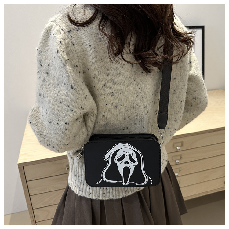 222g Weight Polyester Lining Material Zipper Closure Type Single Shoulder Strap Strap Type Shoulder Bag, Crossbody Bag Bags Type Daily Occasion Pu Leather Material Halloween Festival Skull Pattern All Seasons Season Women's Gender Streetwear Style Square Shape Medium Size Halloween Women's Medium Pu Leather Skull Streetwear Square Zipper Shoulder Bag Crossbody Bag 11