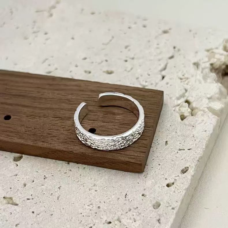 Zhenxin Hammer Pattern Plain Ring for Men and Women, Trendy Brand High-End Ring, New Year's Gift Open Ring