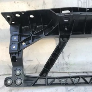 �m���·���lʿ L663 2020-23 ǰɢ���������ײ��