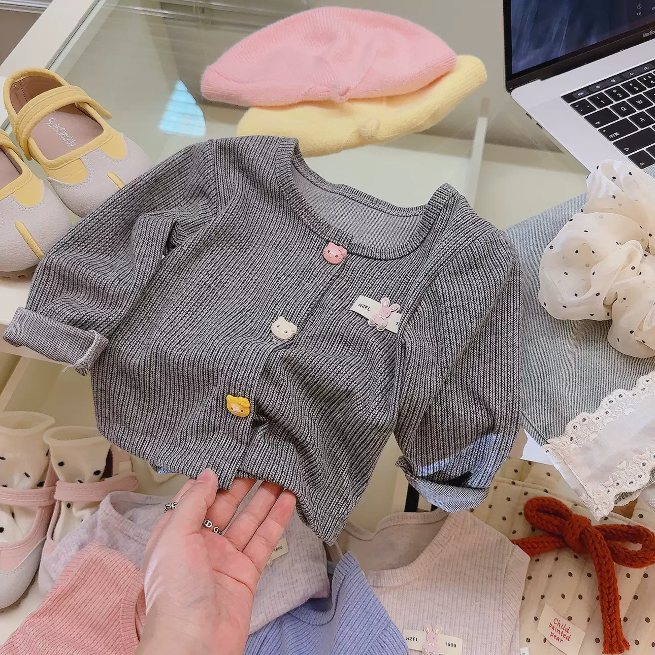 2025新款儿童针织开衫德绒外套婴儿儿童洋气上衣