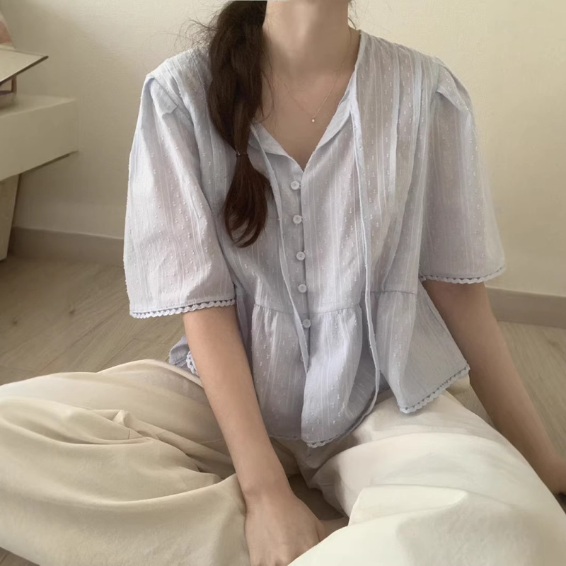 Korean Chic Summer Fresh Style Single-Breasted Tie-Neck Loose Versatile Lace Patchwork Short-Sleeve Jacquard Shirt for Women Korean Chic Summer Fresh Style Single-Breasted Tie-Neck Loose Versatile Lace Patchwork Short-Sleeve Jacquard Shirt for Women