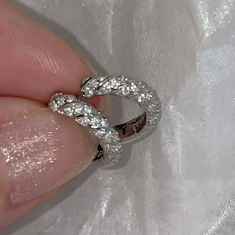 Brand earrings, silver 925 sample, simple and elegant design