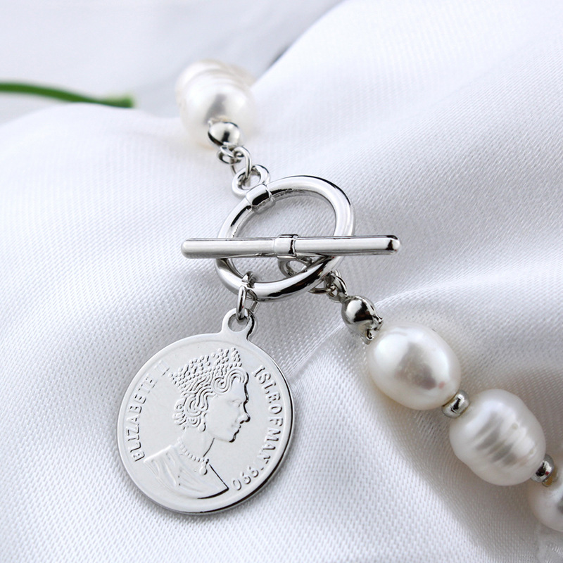 跨境小众时尚复古高级感简约珍珠手链网红直播手饰淡水珍珠手链