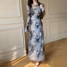 清冷系水墨蝴蝶印花长袖连衣裙女秋冬气质优雅显瘦包臀小妈裙长裙