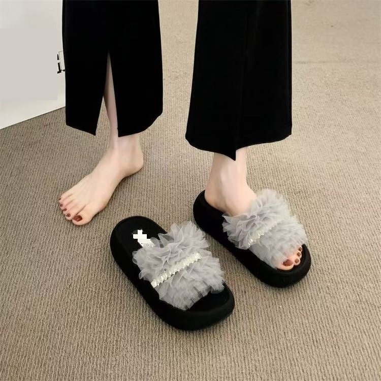 Zapatillas de malla de encaje para mujeres de verano nueva moda versátil muffin base casual ligera y cómoda zapatillas frías