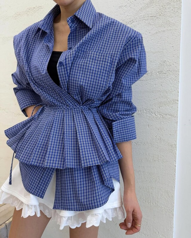 2026 Spring New Style Stunning Contrast Color Plaid Shirt, Niche Designer Pleated Skirt, Waist Belt Plaid Shirt 2026 Spring New Style Stunning Contrast Color Plaid Shirt, Niche Designer Pleated Skirt, Waist Belt Plaid Shirt