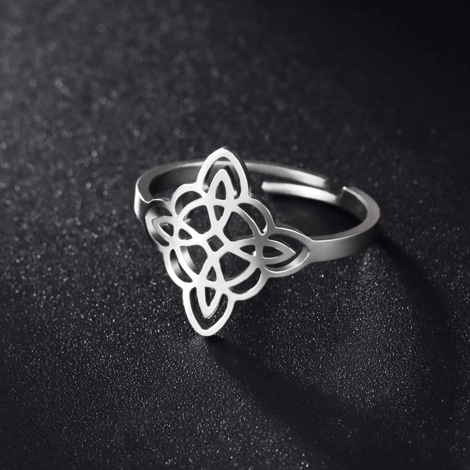 Witches Knot, Solid Color Pattern Wholesale Jewelry Simple Style Witches Knot Solid Color 304 Stainless Steel Plating Rings